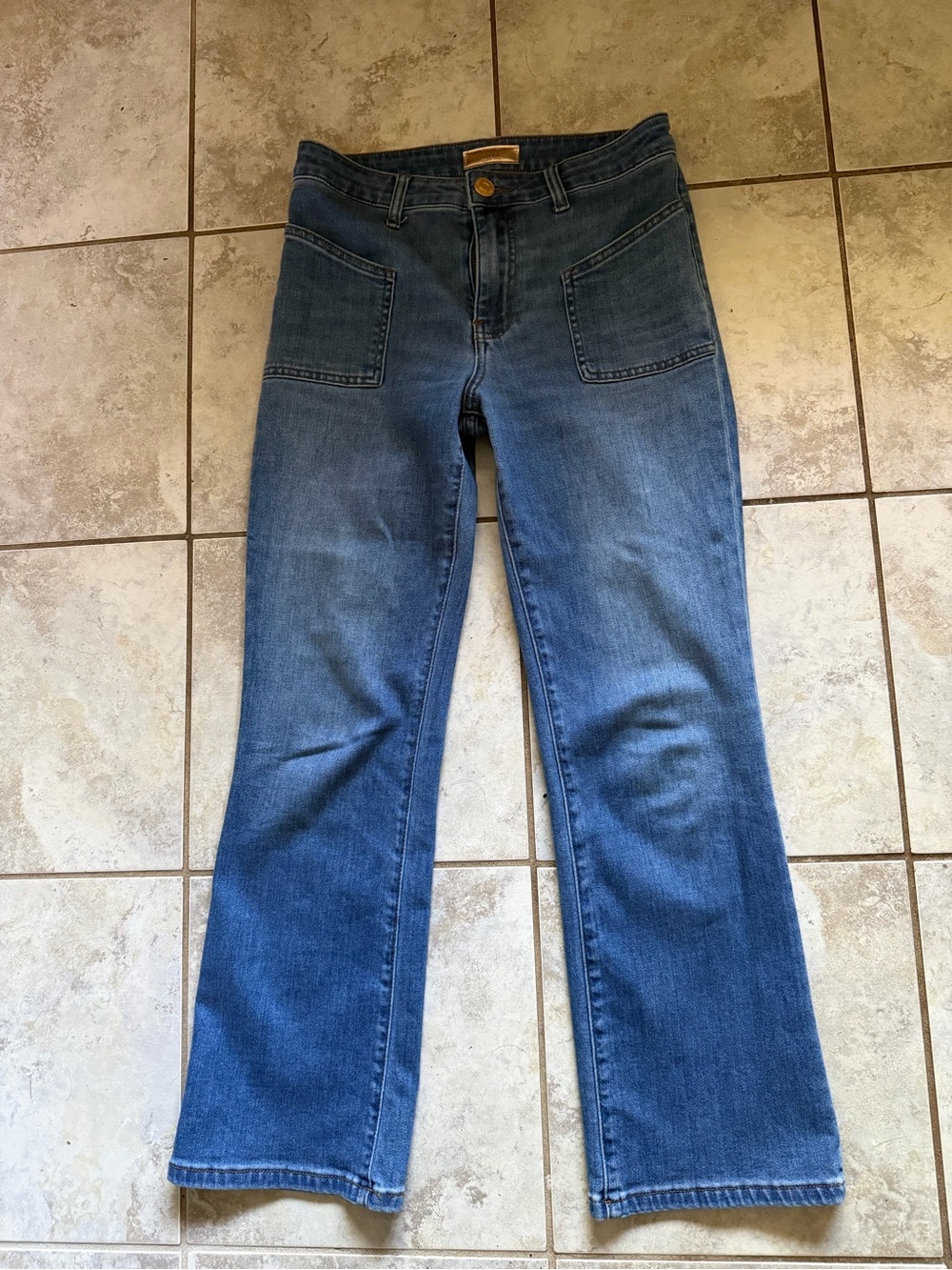 Kut from the Kloth Medium Blue Flare Jeans with Front Patch Pockets